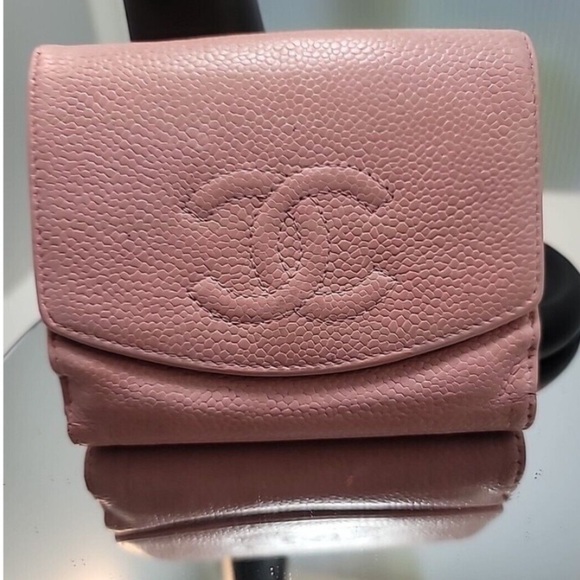 CHANEL Mark Caviar Skin PINK COCO BI-FOLD WALLET - Picture 2 of 16
